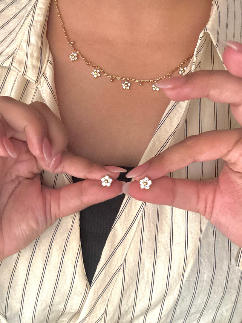 The Daisy Studs