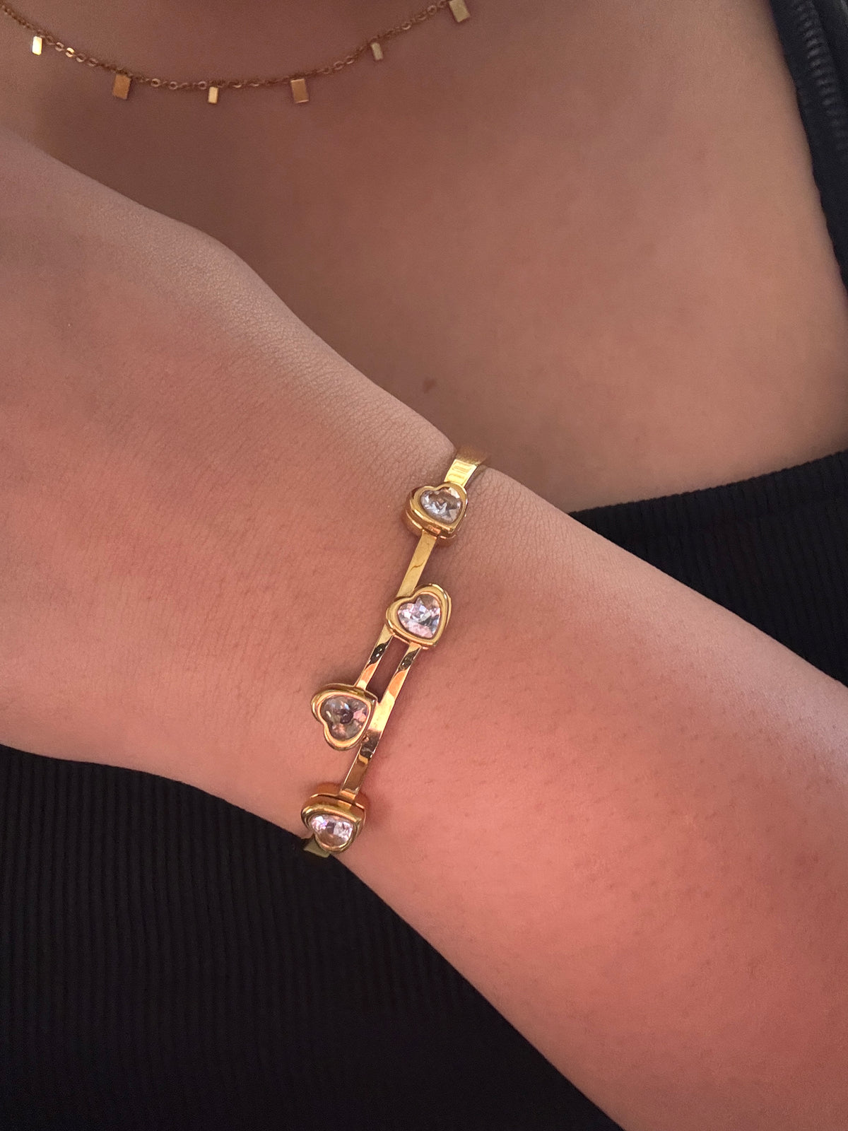 Heart stone kada