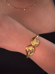 Serene Knot Kada