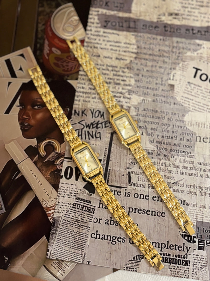 Golden grace square watch