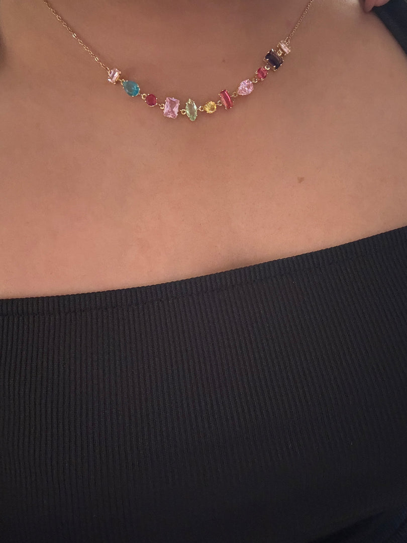 Gemstone neckpeice