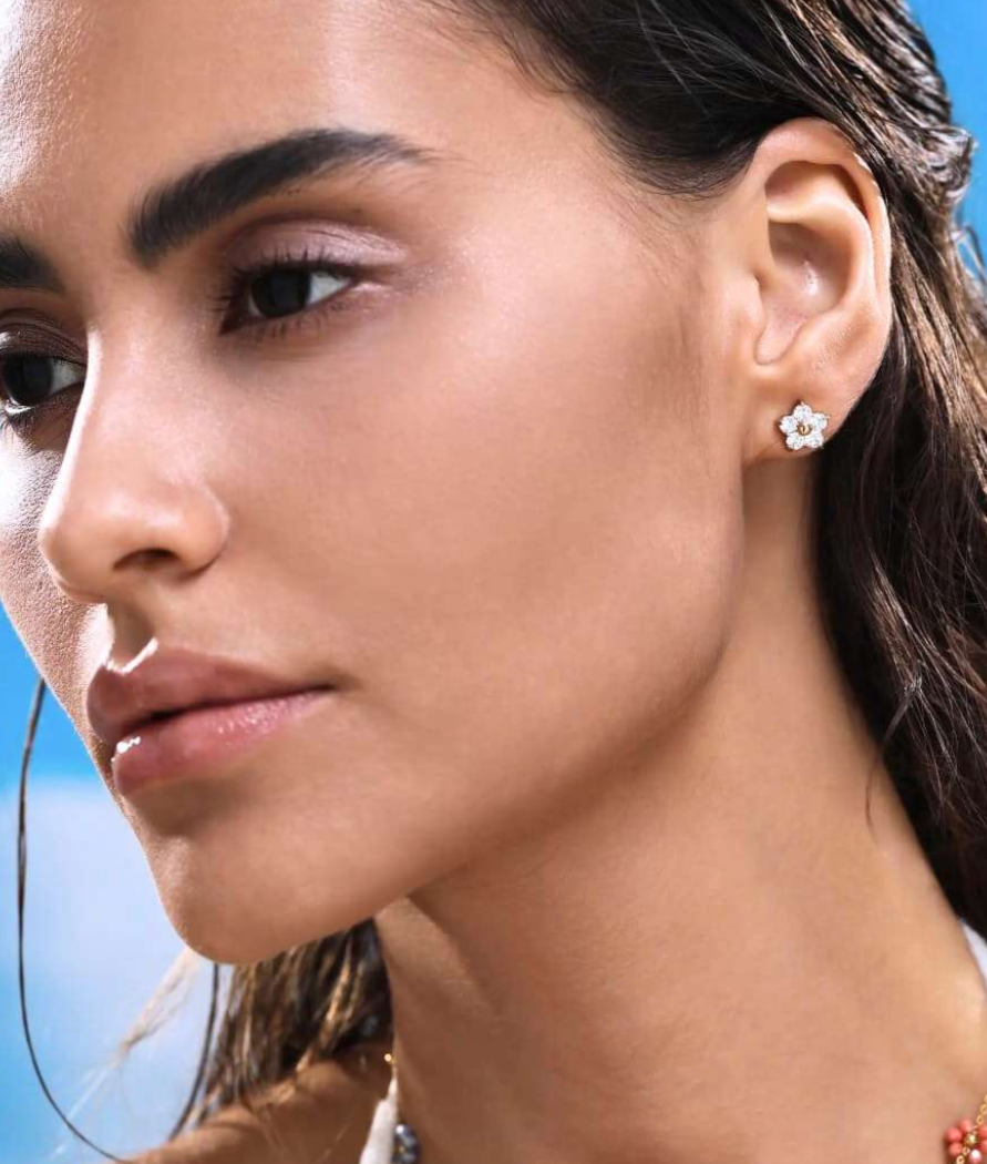The Daisy Studs