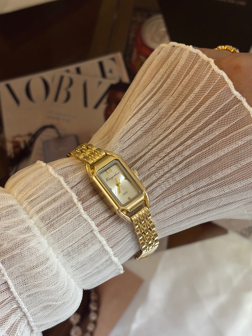 Golden grace square watch