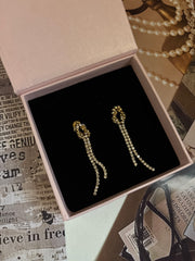 Glimmer dangles