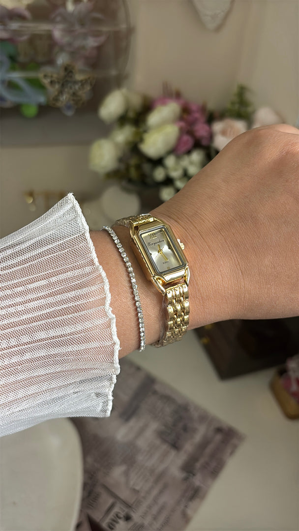 Golden grace square watch