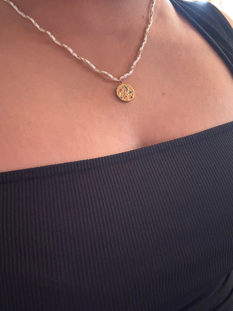 Moonlight neckpeice