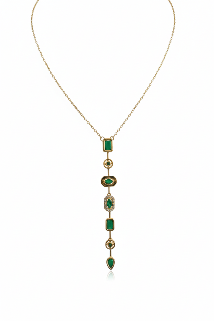 Y-greenstone neckpeice