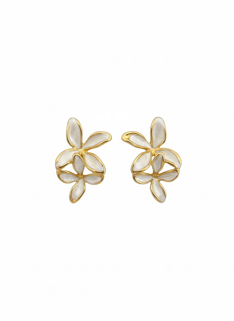Leafy dangles (white)