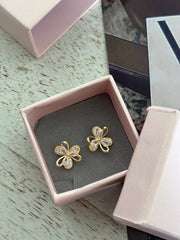 Sweetheart Studs