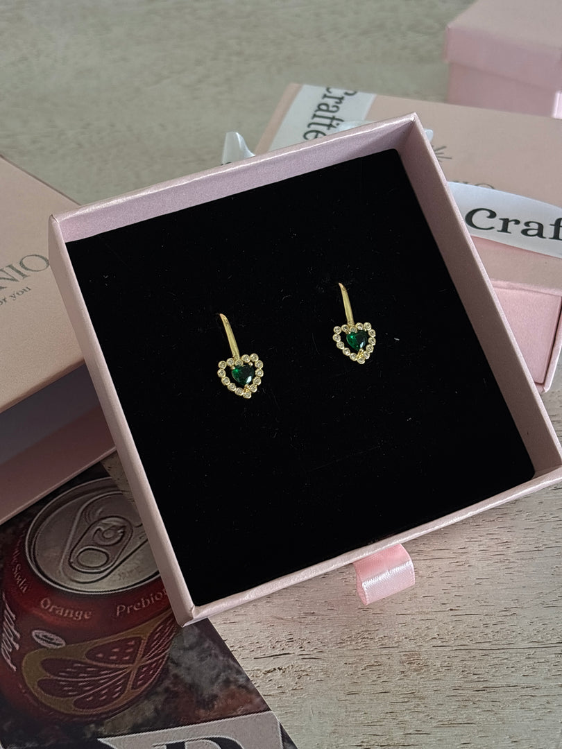 Heart emerald studs