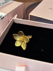 Flora Gleam