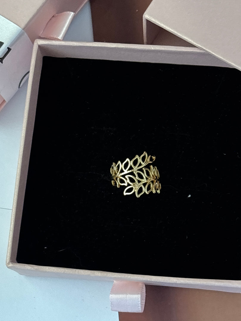 Leaf Ring