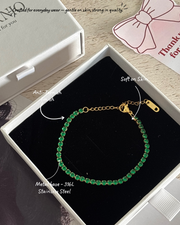 Emerald halo bracelet