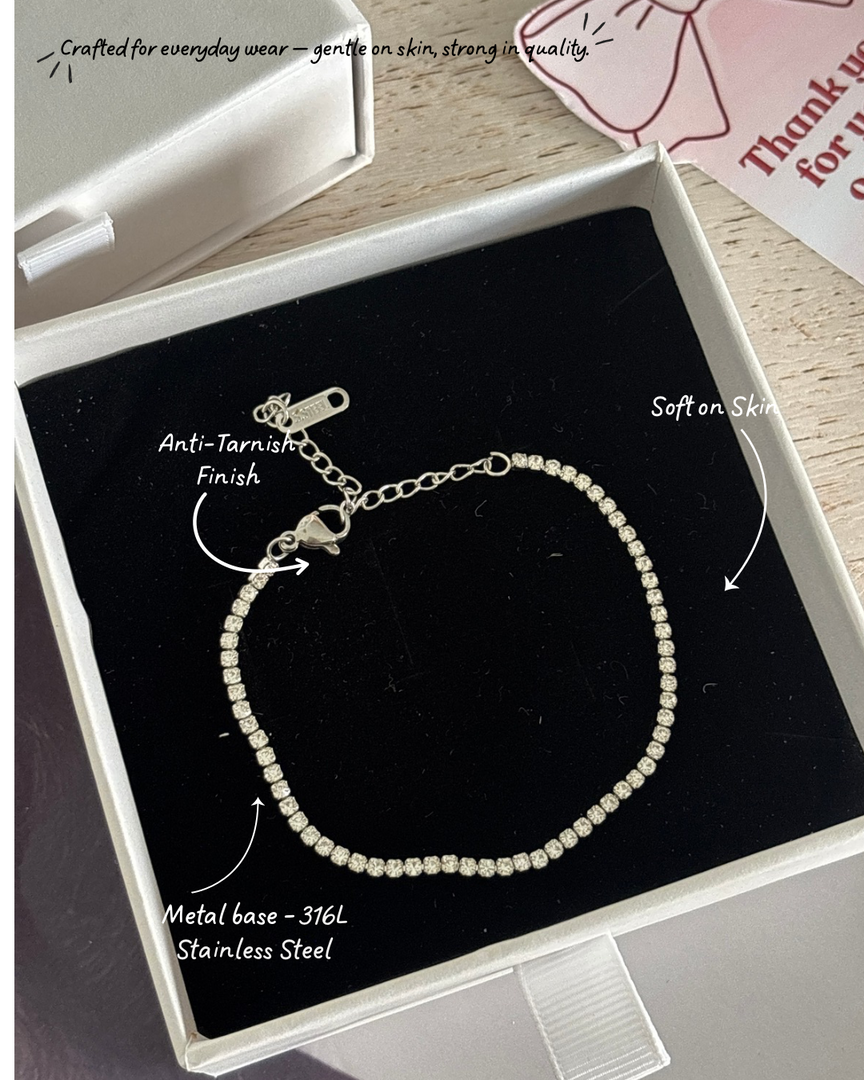 Sleek stone bracelet